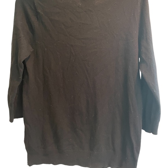 Elle. Black women’s size small sweater with fake pearls - Picture 3 of 3